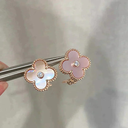 [moco jewelrys]CLOVER MEDIUM 1 MOTIFS PINK POP DIAMOND EARRINGS