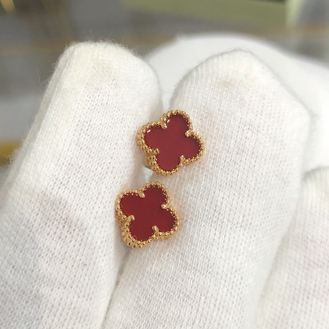[moco jewellerys]クローバーミニゴールドイヤリング