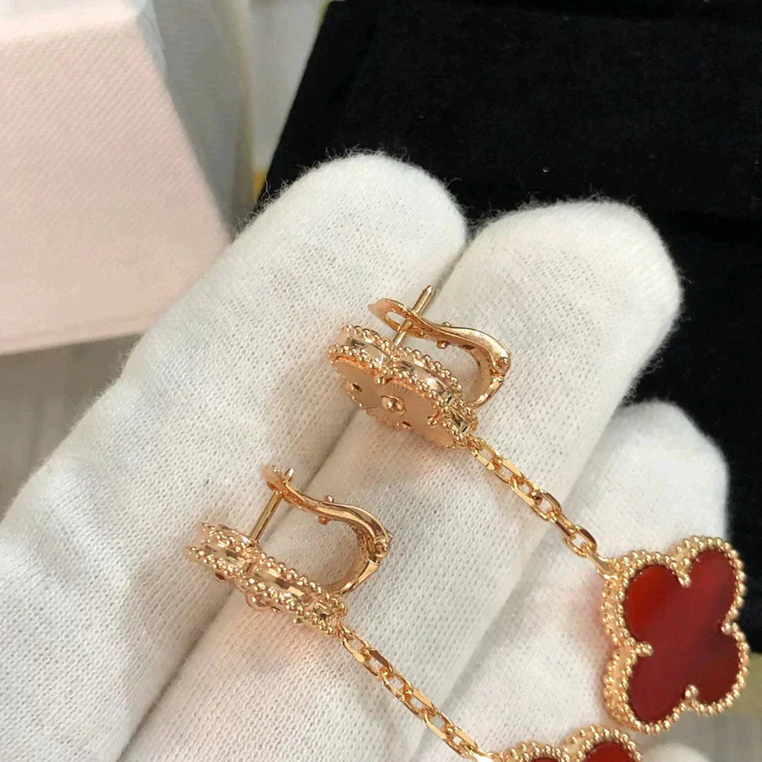 ??Loco?¡¥CLOVER 2 MOTIF  LASER CARNELIAN EARRINGS