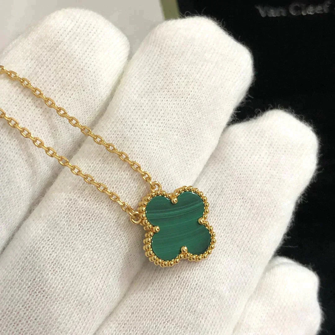 ??Loco?¡¥CLOVER 15MM MALACHITE SINGLE FLOWER  NECKLACE