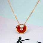 ??Loco?¡¥AMULETTE GOLD CARNELIAN ONYX NECKLACE