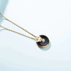 ??Loco?¡¥AMULETTE GOLD CARNELIAN ONYX NECKLACE