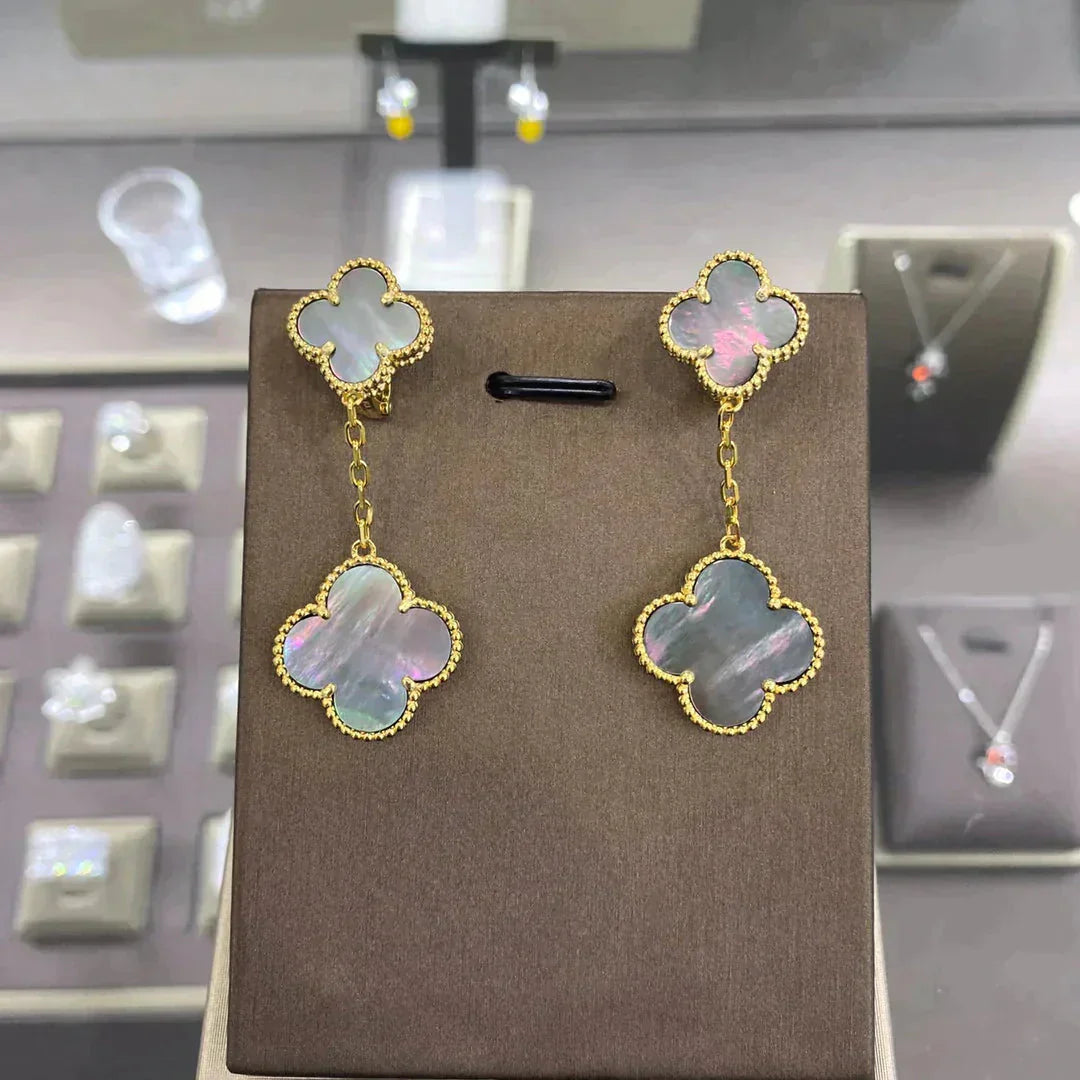 ??Loco?¡¥CLOVER 2 MOTIFS  EARRINGS (MULTIPLE CHOICESC