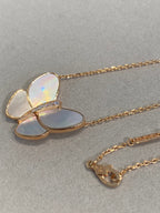 ??Loco?¡¥BUTTERFLY GOLD MOP DIAMOND NECKLACE