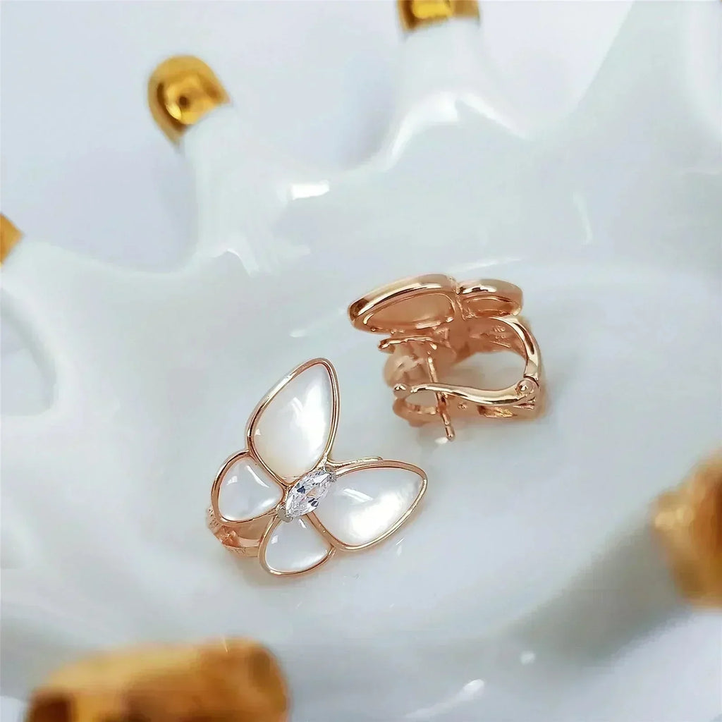 ??Loco?¡¥BUTTERFLY MOP DIAMOND EARRINGS