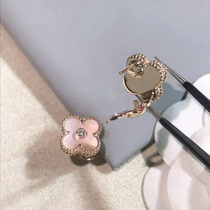[moco jewelrys]CLOVER MEDIUM 1 MOTIFS PINK POP DIAMOND EARRINGS