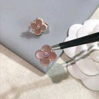 ??Loco?¡¥CLOVER MEDIUM 1 MOTIFS  PINK MOP DIAMOND EARRINGS
