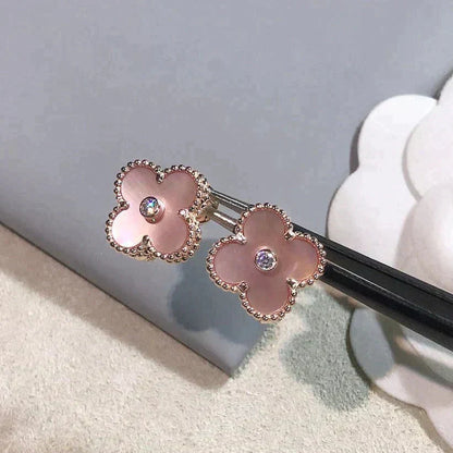 [moco jewelrys]CLOVER MEDIUM 1 MOTIFS PINK POP DIAMOND EARRINGS