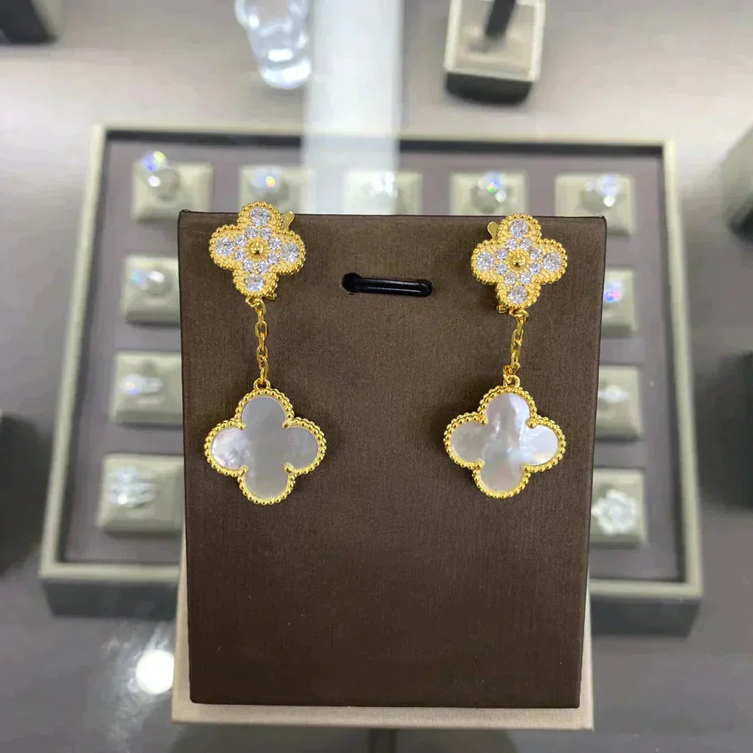 ??Loco?¡¥CLOVER  2 MOTIFS  DIAMOND  EARRINGS (MULTIPLE CHOICES?¡ä