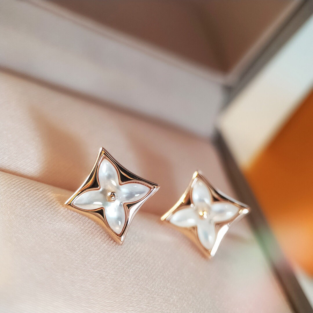 ??Loco?¡¥STAR MOP PINK GOLD EARRINGS
