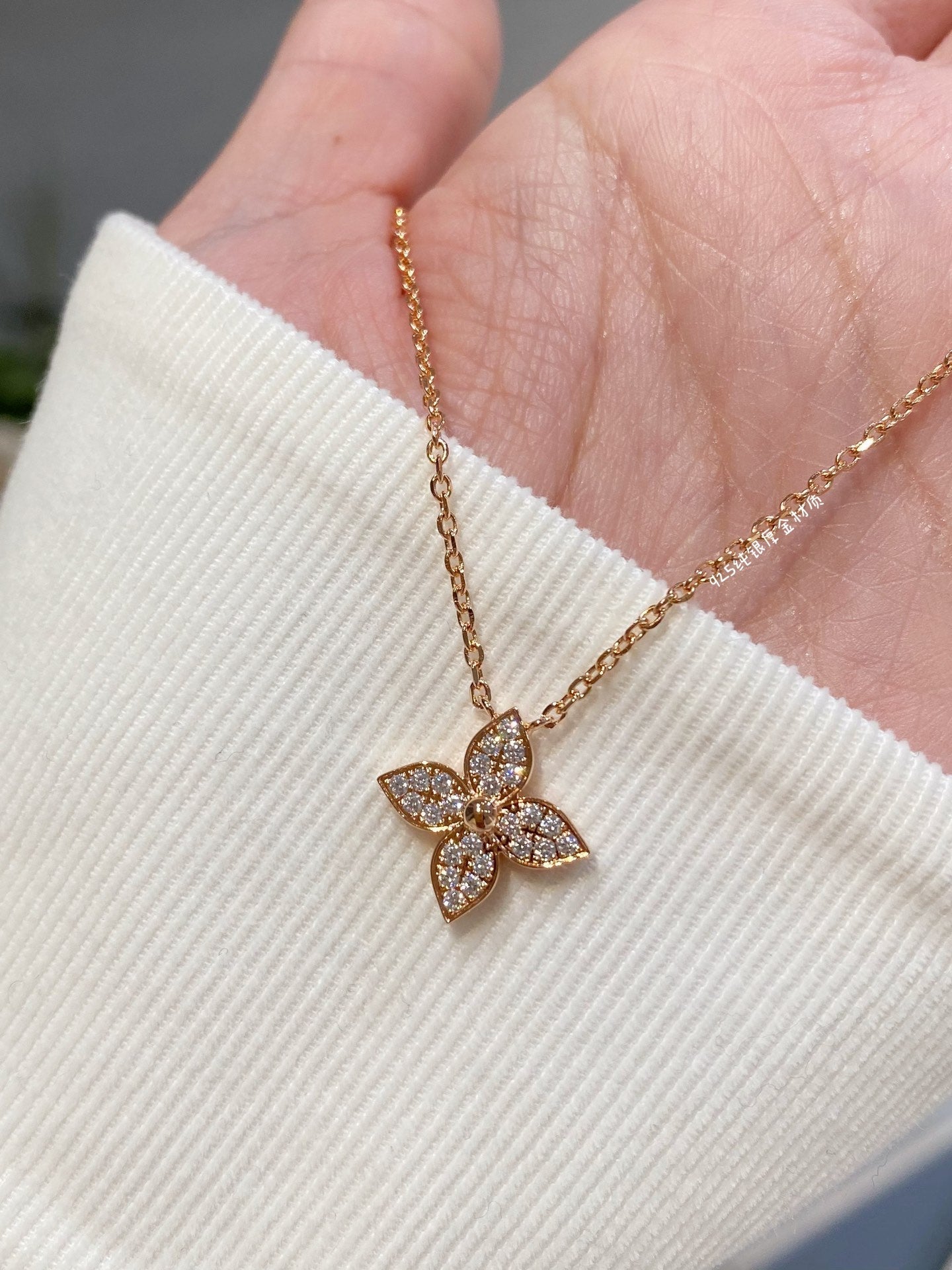 ??Loco?¡¥STAR DIAMOND NECKALCE