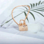 ??Loco?¡¥AMULETTE PEDANT ROSE GOLD NECKLACE