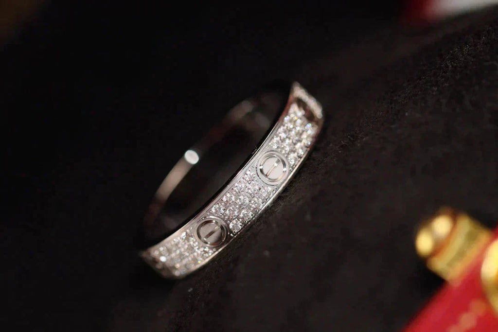 ??Loco?¡¥LOVE RING 3.6MM DIAMOND PAVED