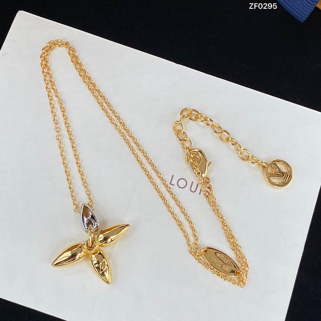 [moco jewelrys]LOUISETTE-ANHÄNGER-GOLDKETTE
