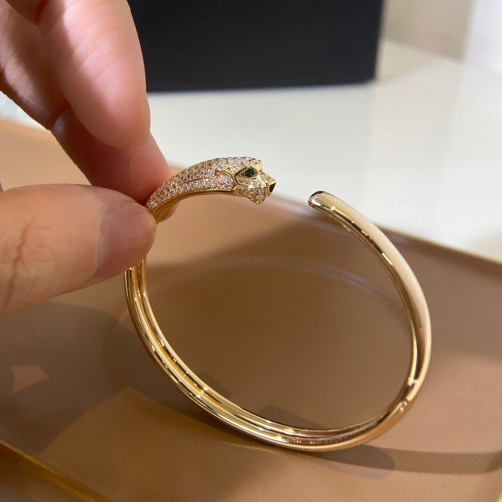 ??Loco?¡¥PANTHERE GOLD DIAMOND OPEN BRACELET