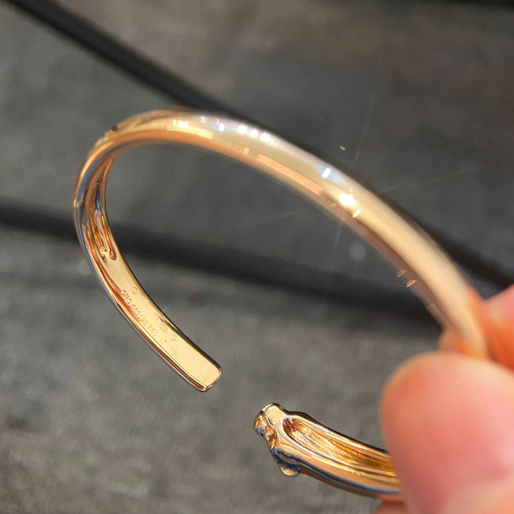 ??Loco?¡¥PANTHERE GOLD OPEN BRACELET