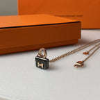 ??Loco?¡¥CONSTANCE BLACK PEDANT PINK GOLD NECKLACE