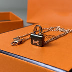 ??Loco?¡¥CONSTANCE BLACK PEDANT PINK GOLD NECKLACE