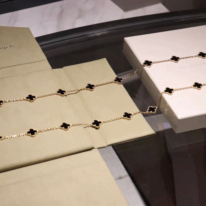 ??Loco?¡¥CLOVER 20 MOTIFS ONYX NECKLACE