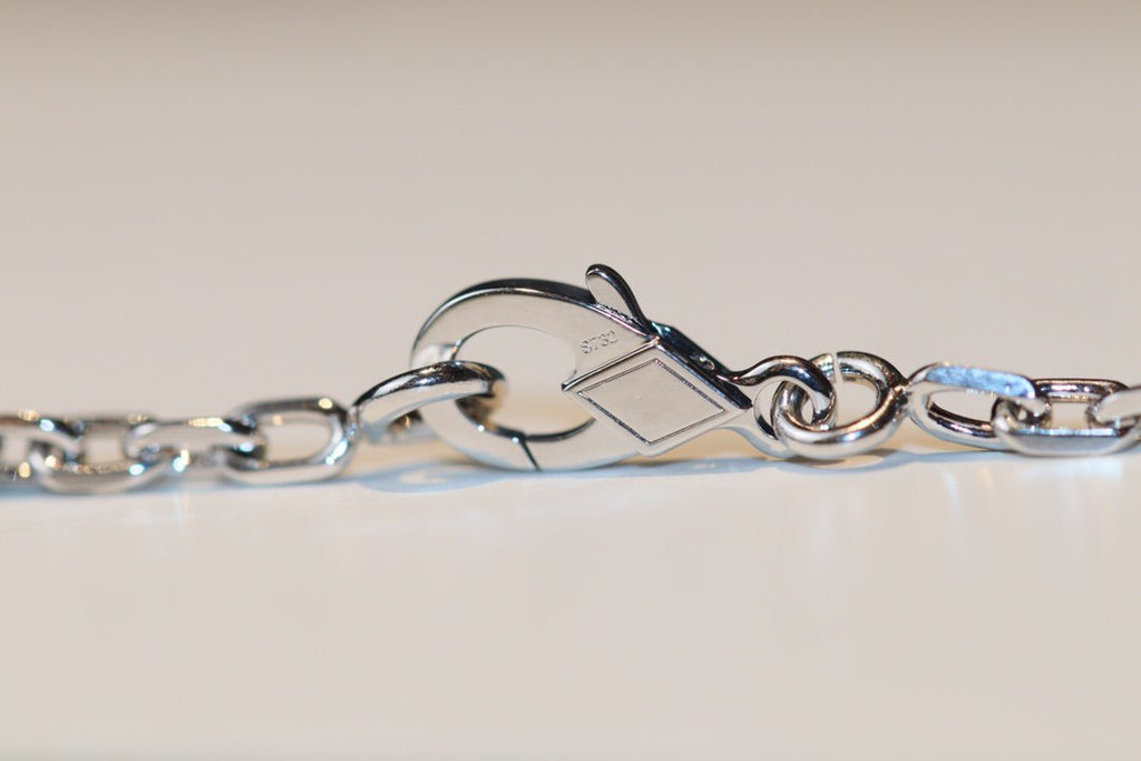 ??Loco?¡¥CLOVER 20 MOTIFS ONYX DIAMOND SILVER
