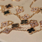 ??Loco?¡¥CLOVER 20 MOTIFS DARK MOP DIAMOND  NECKLACE