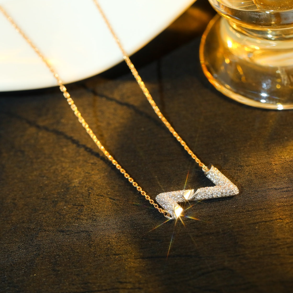 ??Loco?¡¥VOLT SILVER DIAMOND PEDANT NECKLACE