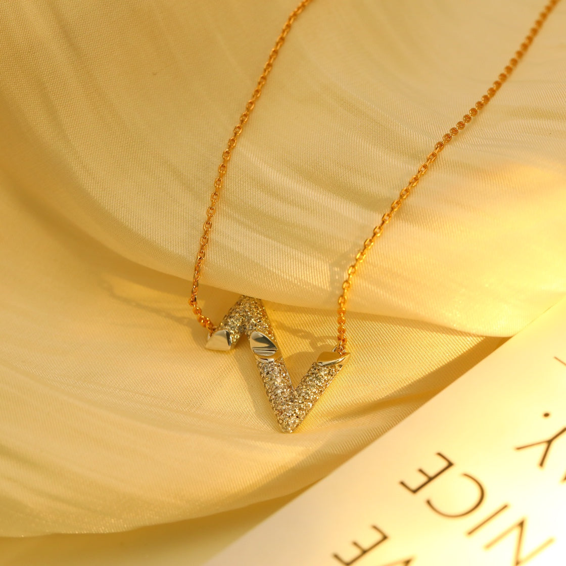 [moco jewelrys]VOLT SILBERNE DIAMANT-ANHÄNGER-KETTE