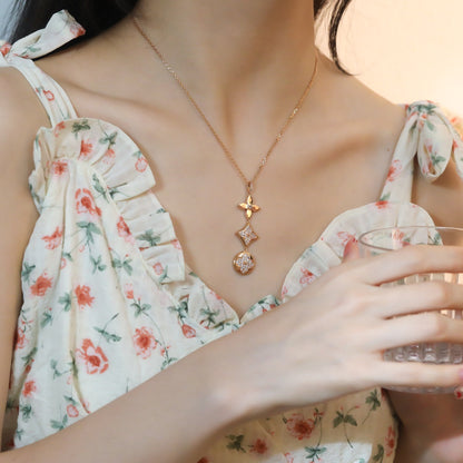 [moco jewelrys]Stern- und Sonnen-Diamant-Halskette aus Roségold