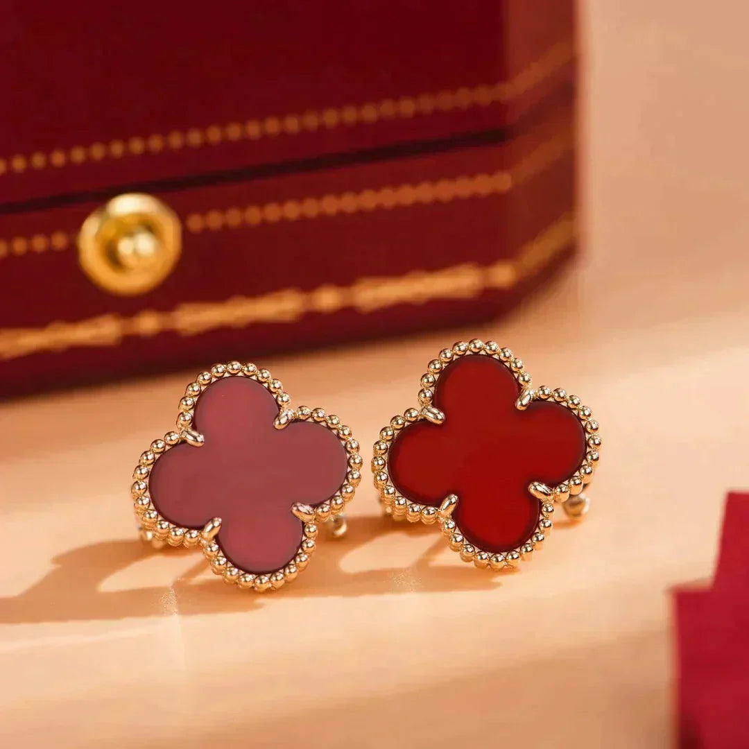 [moco jewellerys]クローバー ミディアム 1モチーフ カーネリアン イヤリング