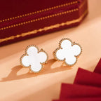 ??Loco?¡¥CLOVER MEDIUM 1 MOTIFS  WHITE MOP STUD EARRINGS