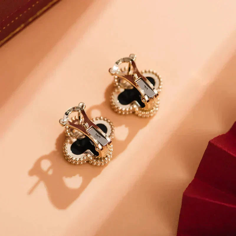 ??Loco?¡¥CLOVER MEDIUM 1 MOTIFS  ONYX STUD EARRINGS