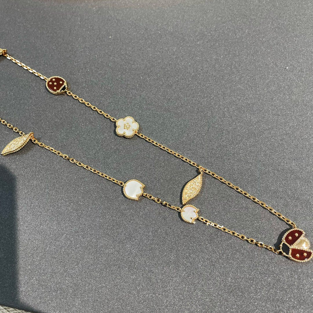 ??Loco?¡¥LUCKY SPRING 15 MOTIFS GOLD NECKLACE