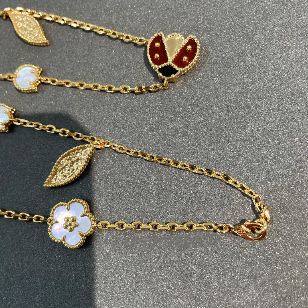 ??Loco?¡¥LUCKY SPRING 15 MOTIFS GOLD NECKLACE