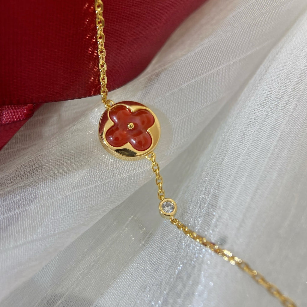 ??Loco?¡¥SUN PEDANT CARNELIAN BRACELET