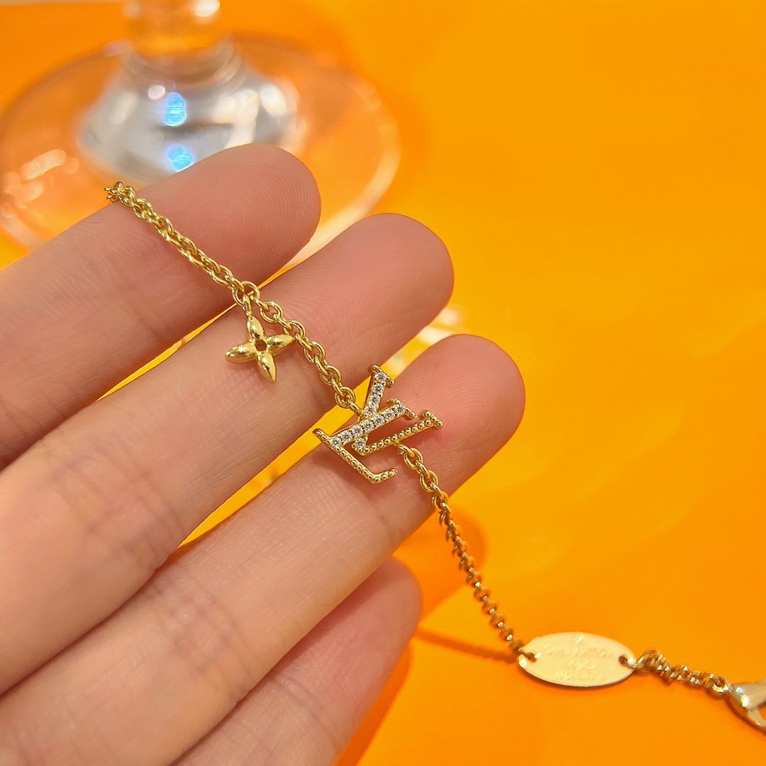 ??Loco?¡¥LOGO STAR MOTIF GOLD BRACELET