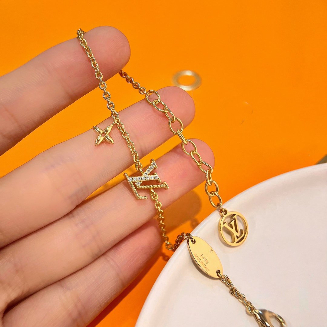 ??Loco?¡¥LOGO STAR MOTIF GOLD BRACELET