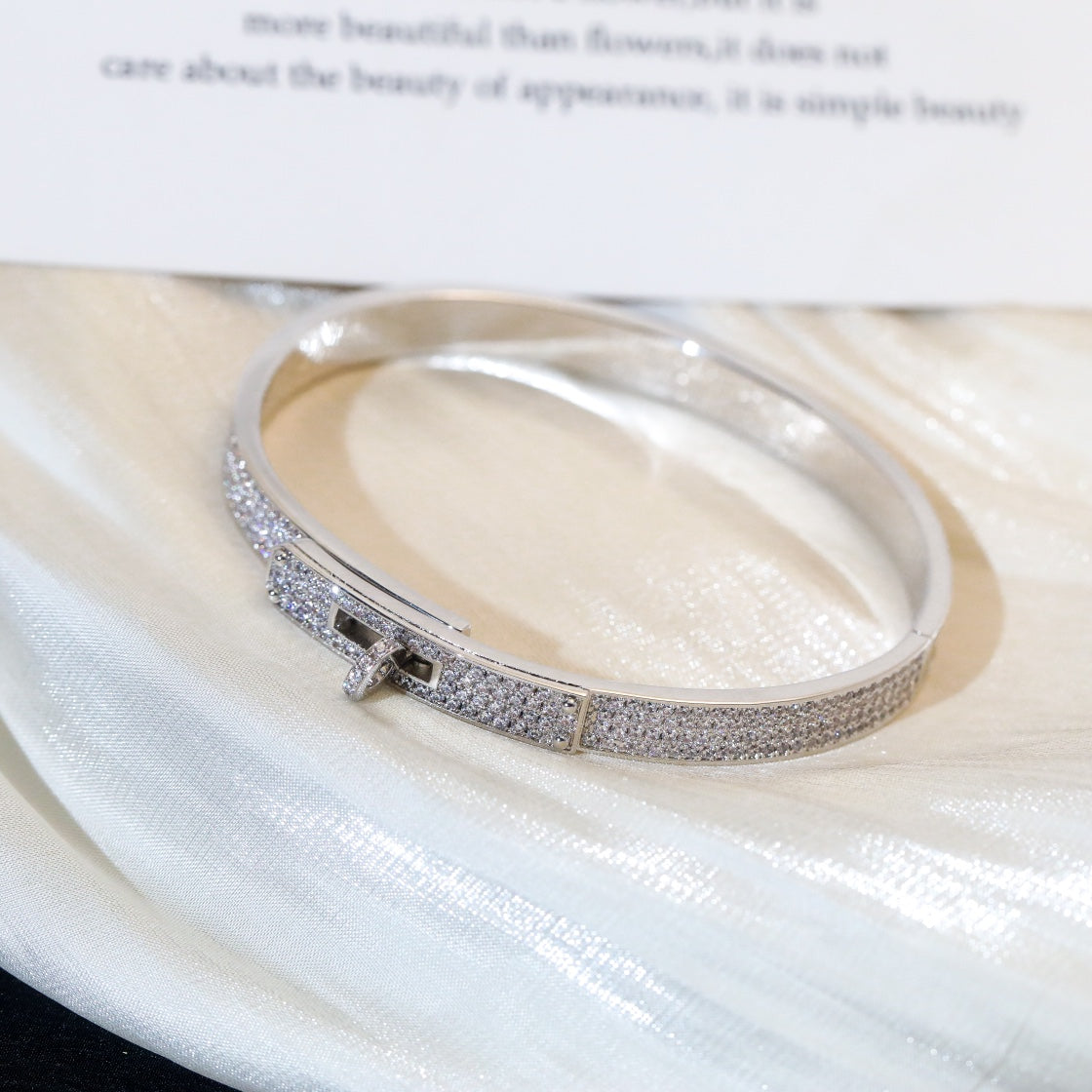??Loco?¡¥KELLY BRACELET DIAMOND PAVED