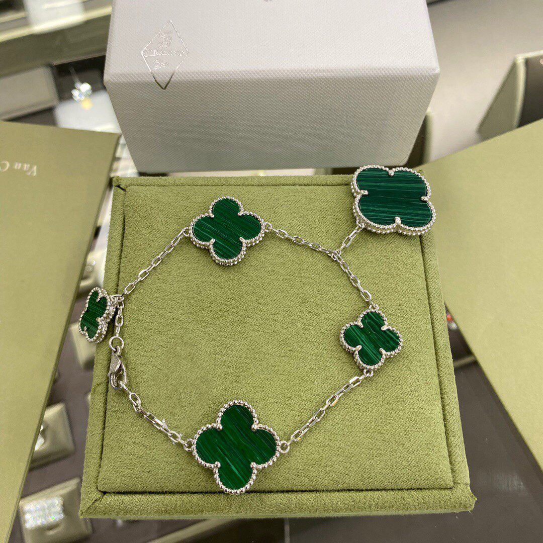 ??Loco?¡¥CLOVER 5 MOTIFS SIVLER MALACHITE BRACELET