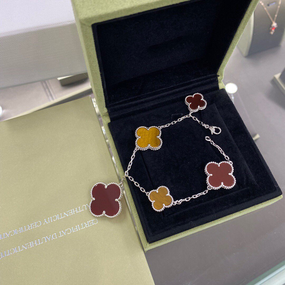[moco jewellerys]クローバー5モチーフシルバーカーネリアンタイガーアイブレスレット