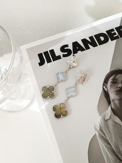 [moco jewellerys]クローバー 3モチーフ カルセドニー ダークモップ シルバー イヤリング