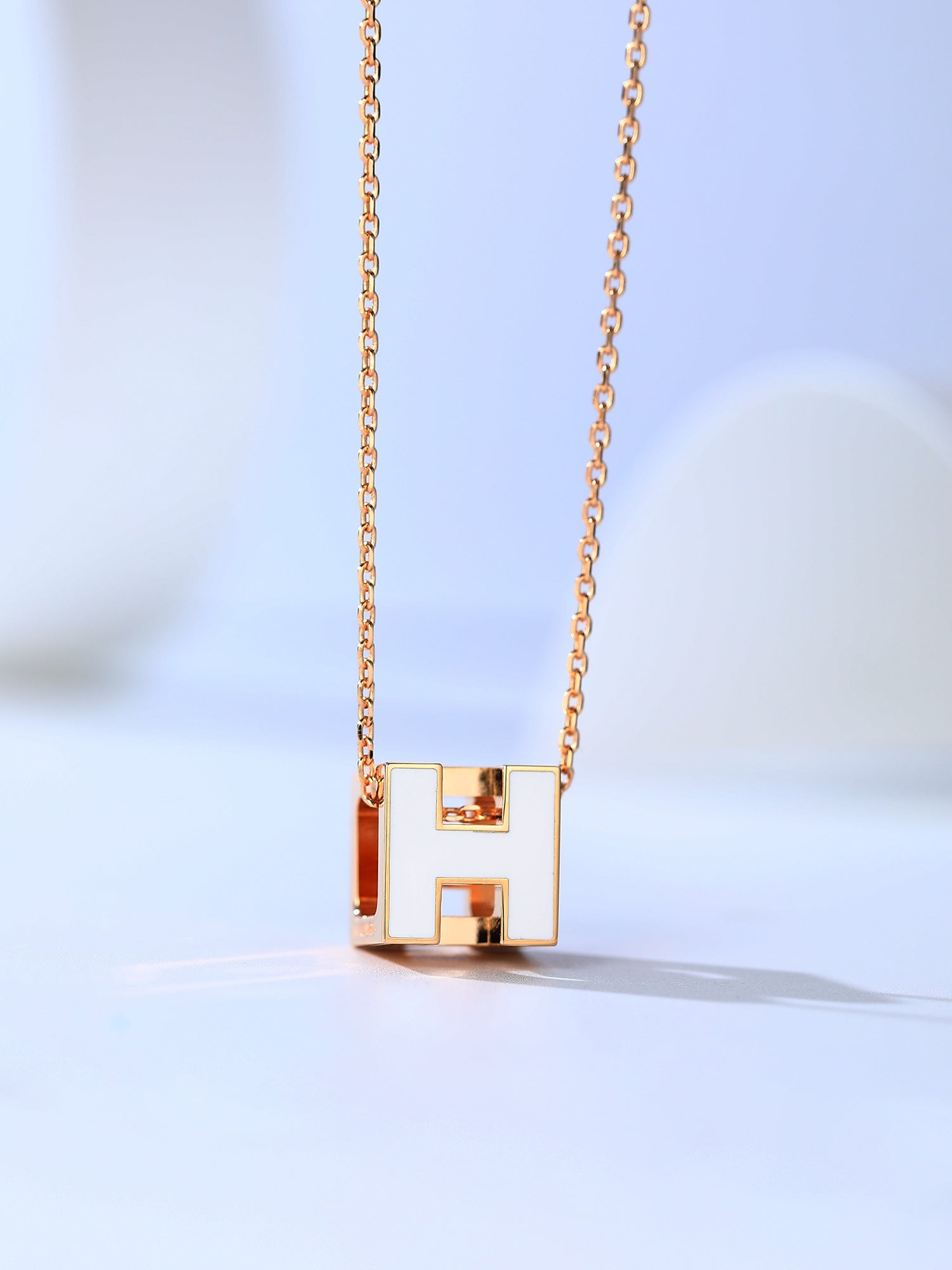 ??Loco?¡¥H CAGE PINK GOLD NECKLACE