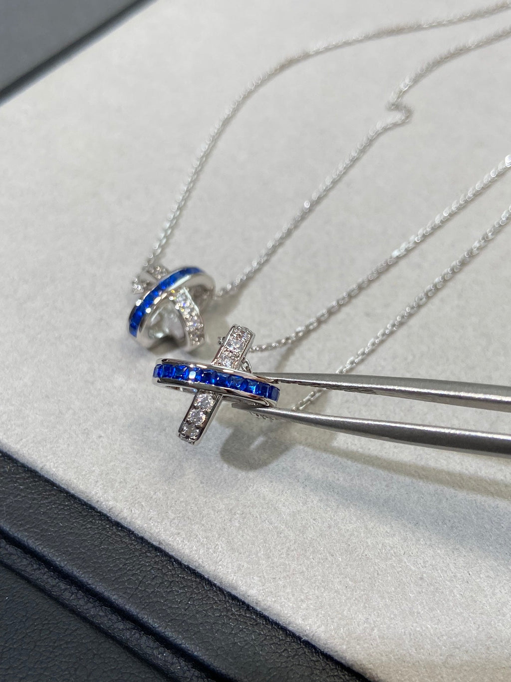 ??Loco?¡¥LIENS DIAMOND SILVER NECKLACE