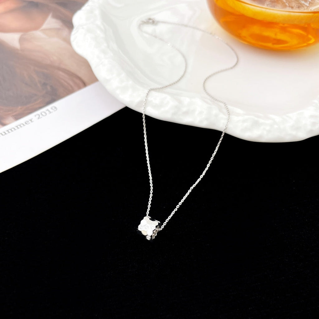??Loco?¡¥BEE MINI PEDANT DIAMOND NECKLACE