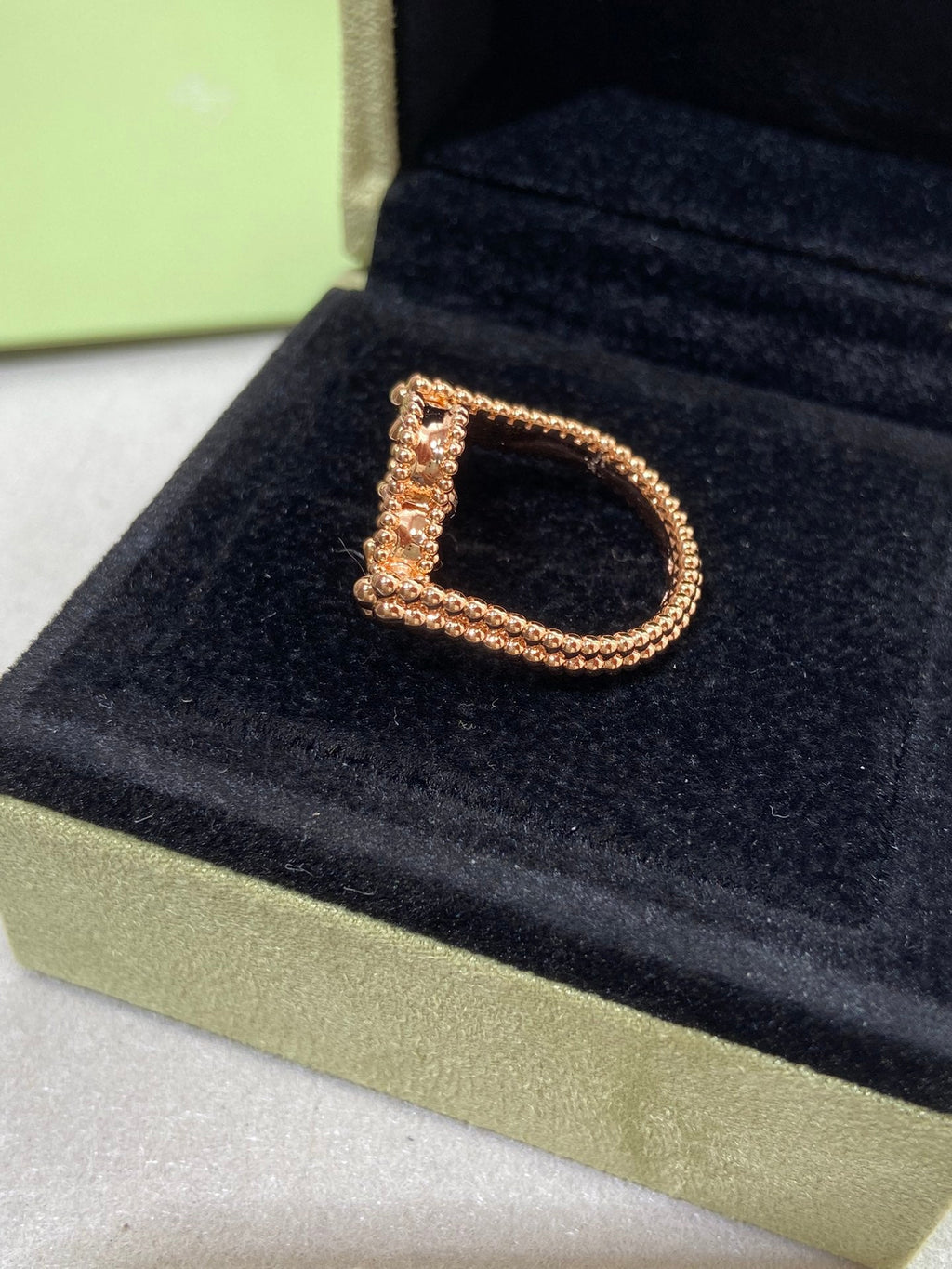??Loco?¡¥CLOVER RIVERSIBLE ROSE GOLD RING