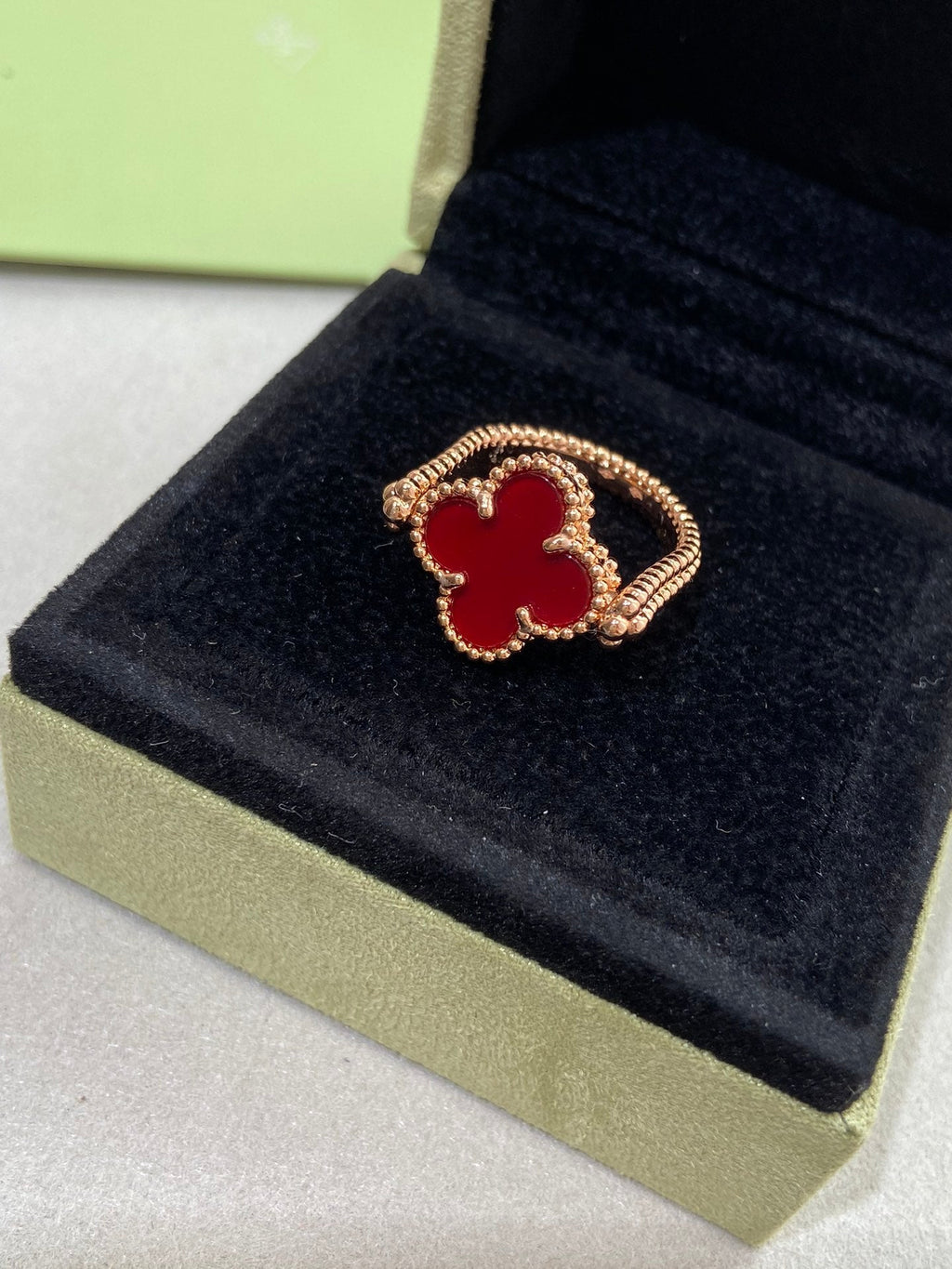 ??Loco?¡¥CLOVER RIVERSIBLE ROSE GOLD RING