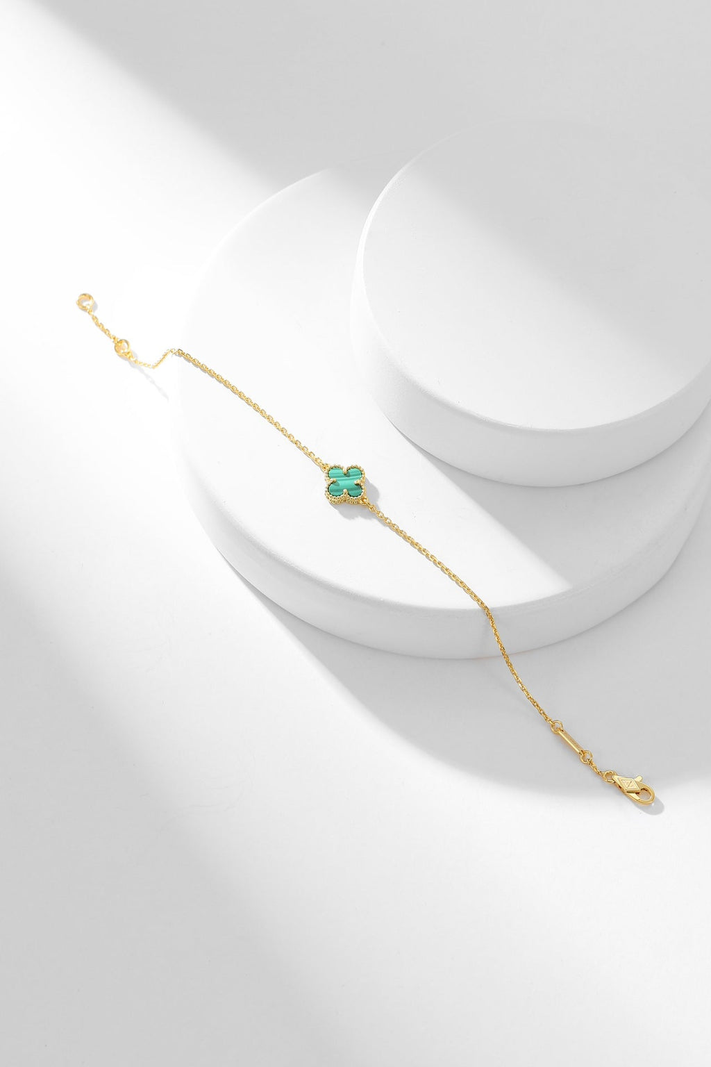 ??Loco?¡¥CLOVER BRACELET MALACHITE 1 MOTIF