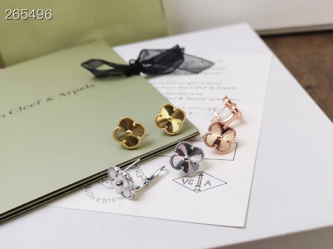 ??Loco?¡¥CLOVER MEDIUM STUD EARRINGS