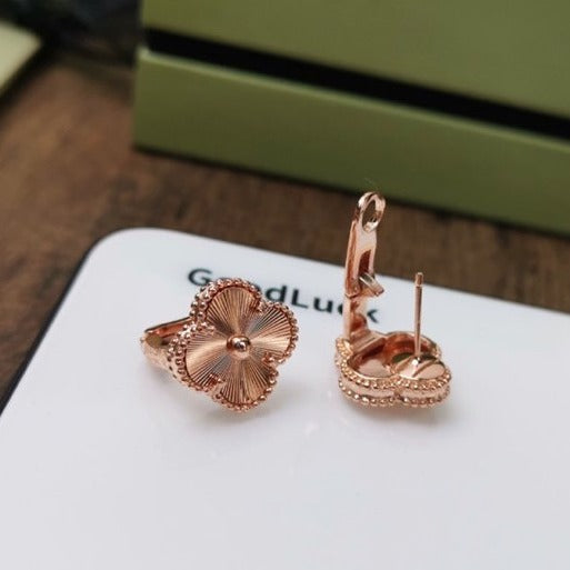 [moco jewellerys]クローバー ミディアム スタッドピアス