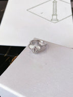??Loco?¡¥CLOVER SILVER RING