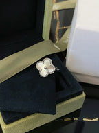 ??Loco?¡¥CLOVER SILVER RING